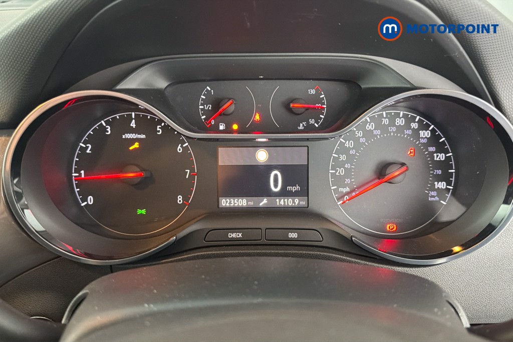 Vauxhall Crossland Ultimate Manual Petrol SUV - Stock Number (1621185) - 8th supplementary image