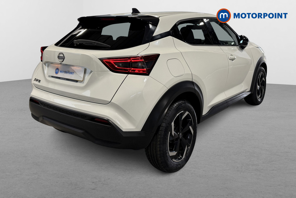 Nissan Juke N-Connecta Automatic Petrol SUV - Stock Number (1625212) - Drivers side rear corner