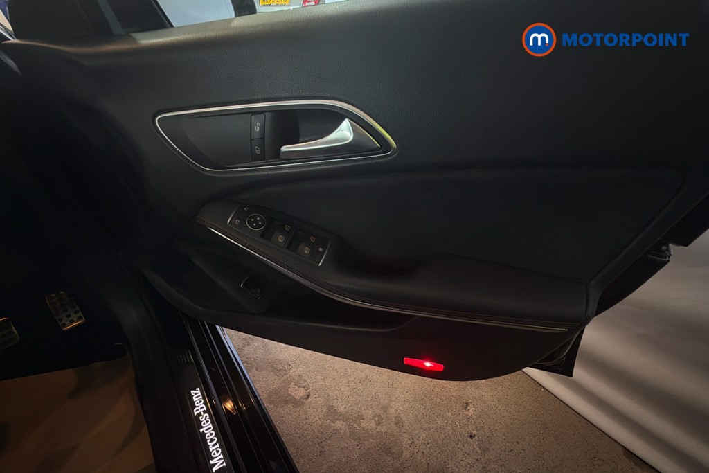 Mercedes-Benz CLA Amg Line Edtion Manual Petrol Estate - Stock Number (1633116) - 19th supplementary image
