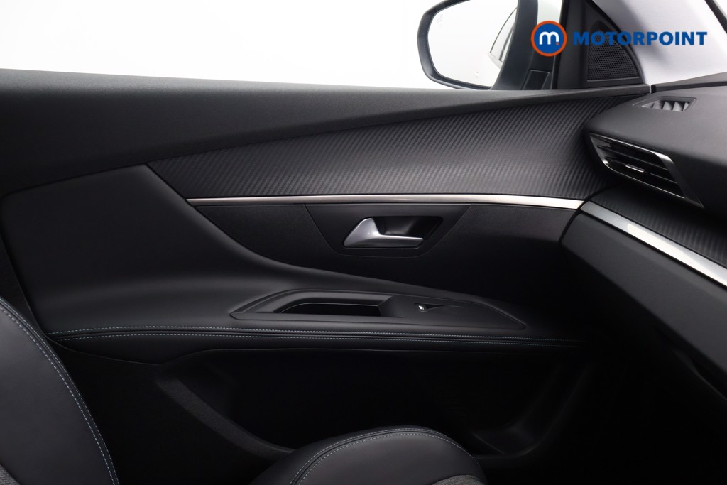 Peugeot 5008 Allure Manual Petrol SUV - Stock Number (1634909) - 7th supplementary image