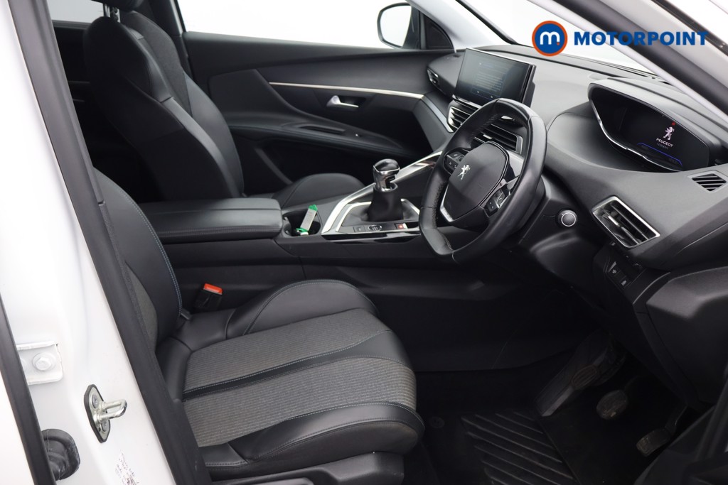 Peugeot 5008 Allure Manual Petrol SUV - Stock Number (1634909) - 12th supplementary image