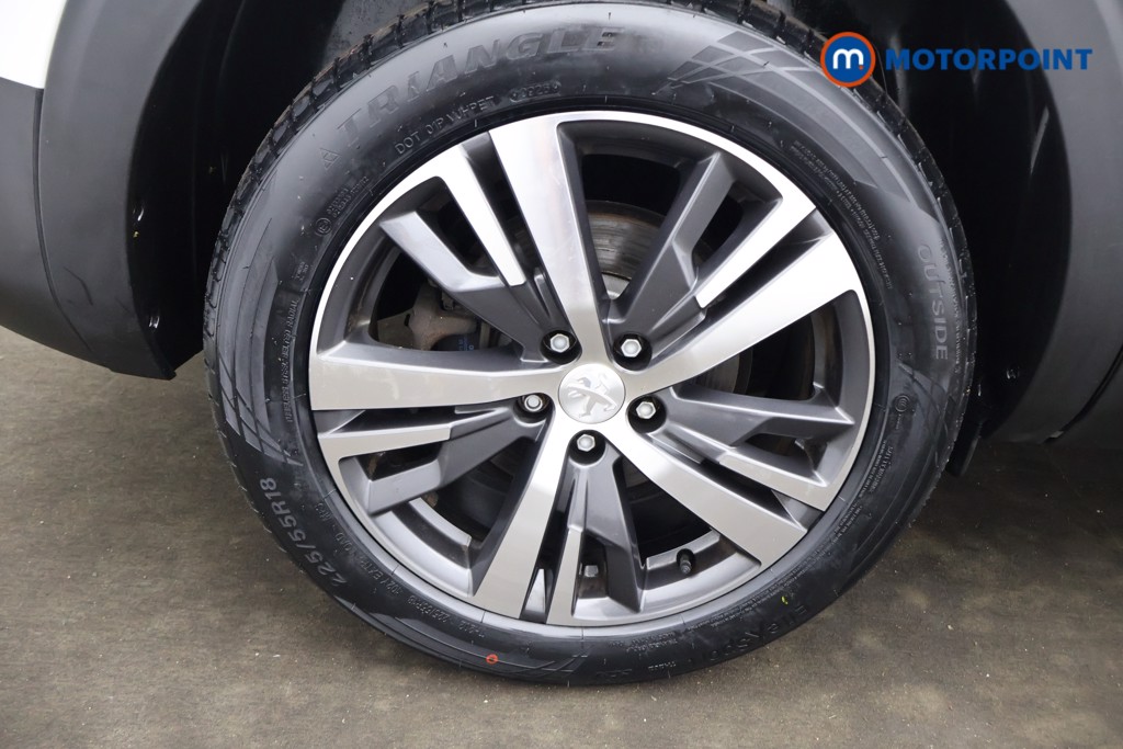 Peugeot 5008 Allure Manual Petrol SUV - Stock Number (1634909) - 18th supplementary image