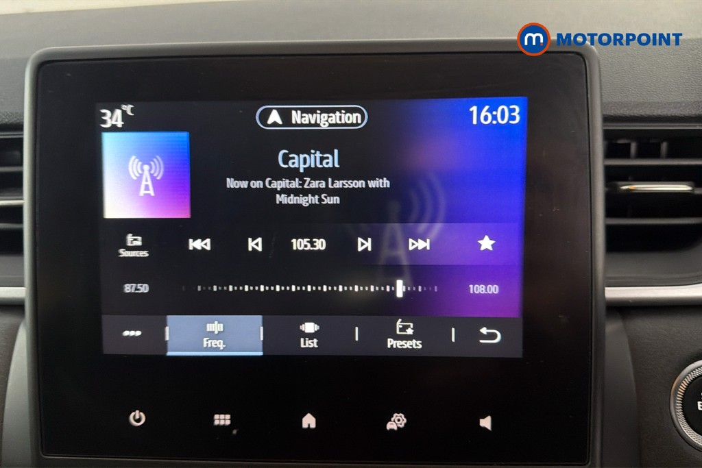 Renault Captur Evolution Manual Petrol SUV - Stock Number (1636123) - 9th supplementary image