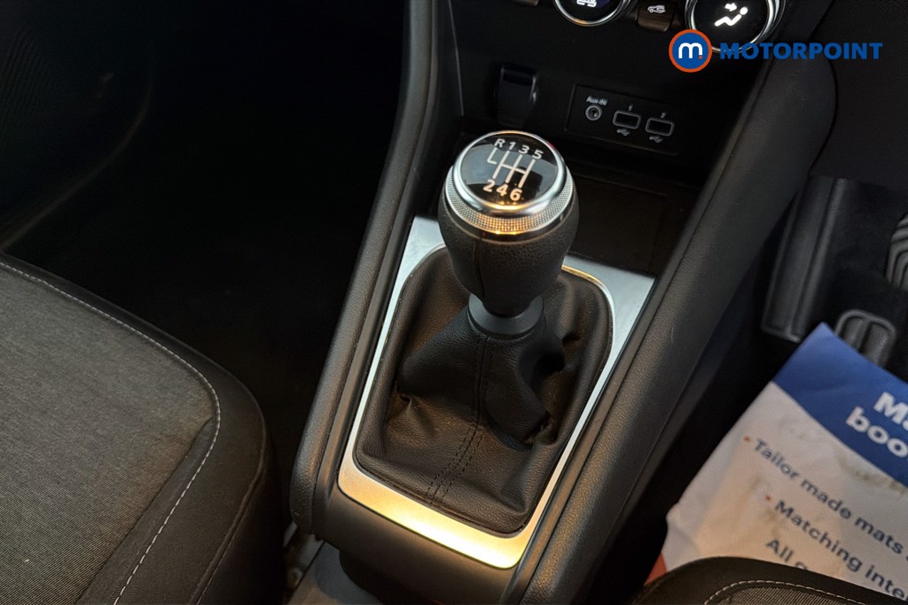 Renault Captur Evolution Manual Petrol SUV - Stock Number (1636123) - 15th supplementary image