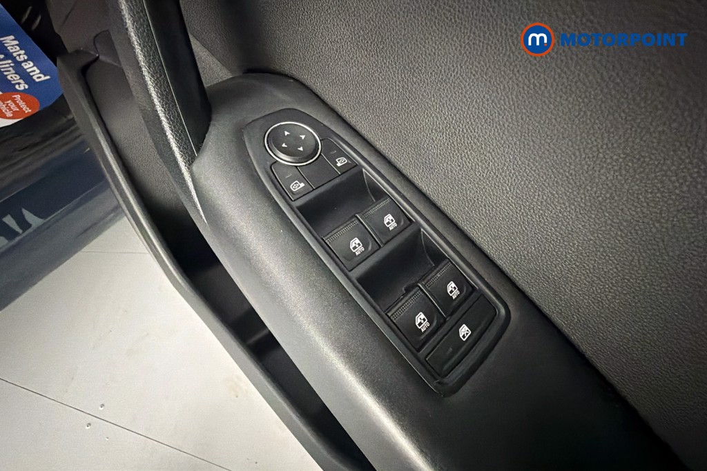 Renault Captur Evolution Manual Petrol SUV - Stock Number (1636123) - 20th supplementary image