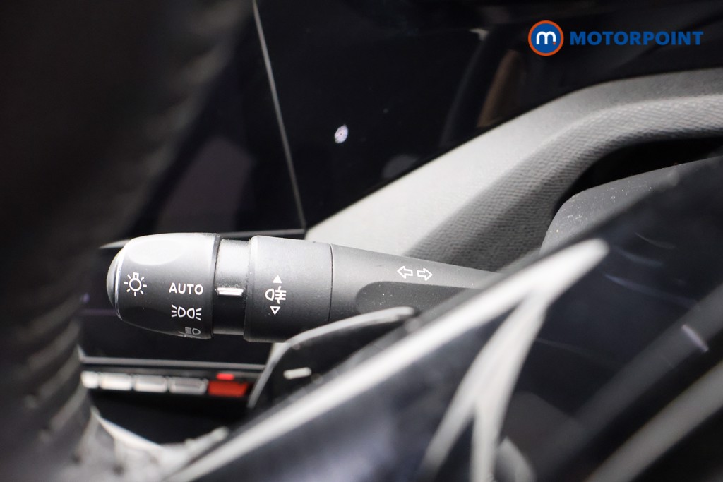 Peugeot 308 Active Premium Automatic Diesel Estate - Stock Number (1636361) - 5th supplementary image