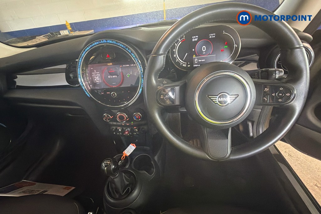 Mini Hatchback Cooper Classic Manual Petrol Hatchback - Stock Number (1636912) - 1st supplementary image