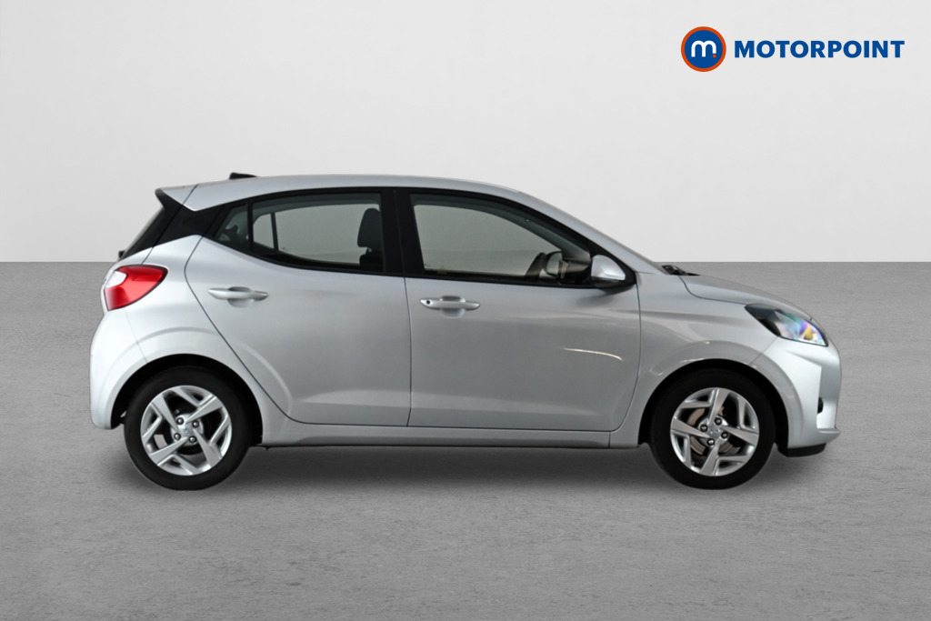 Hyundai I10 Se Connect Manual Petrol Hatchback - Stock Number (1637240) - Drivers side