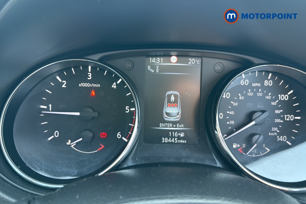 Nissan Qashqai Tekna Manual Diesel SUV - Stock Number (1637737) - 7th supplementary image