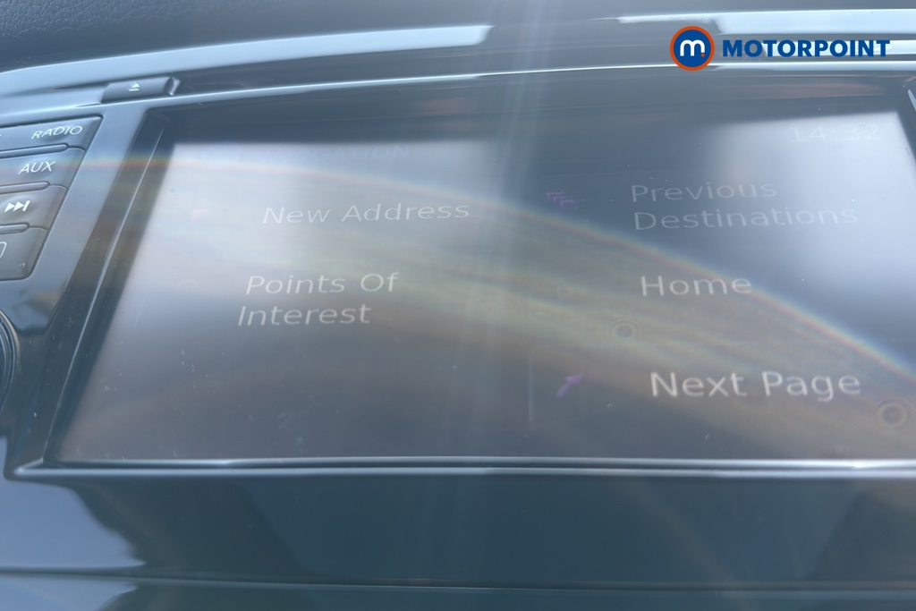 Nissan Qashqai Tekna Manual Diesel SUV - Stock Number (1637737) - 9th supplementary image