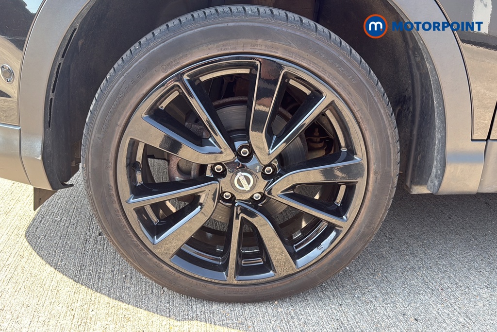 Nissan Qashqai Tekna Manual Diesel SUV - Stock Number (1637737) - 44th supplementary image