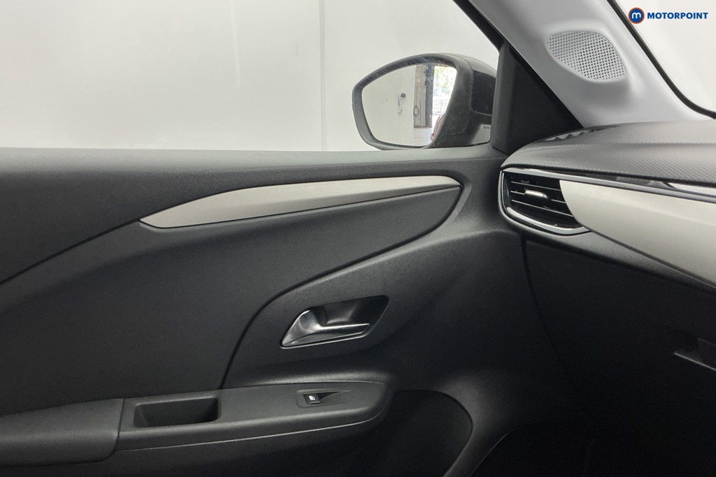Vauxhall Corsa Design Manual Petrol Hatchback - Stock Number (1637980) - 19th supplementary image
