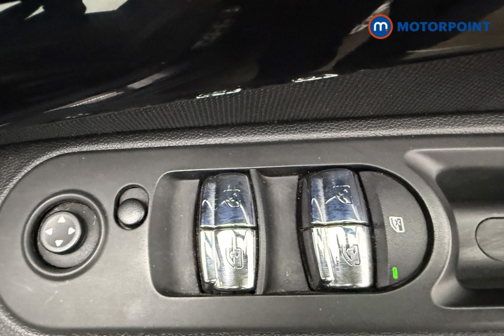 Mini Clubman Cooper Sport Automatic Petrol Estate - Stock Number (1640025) - 19th supplementary image