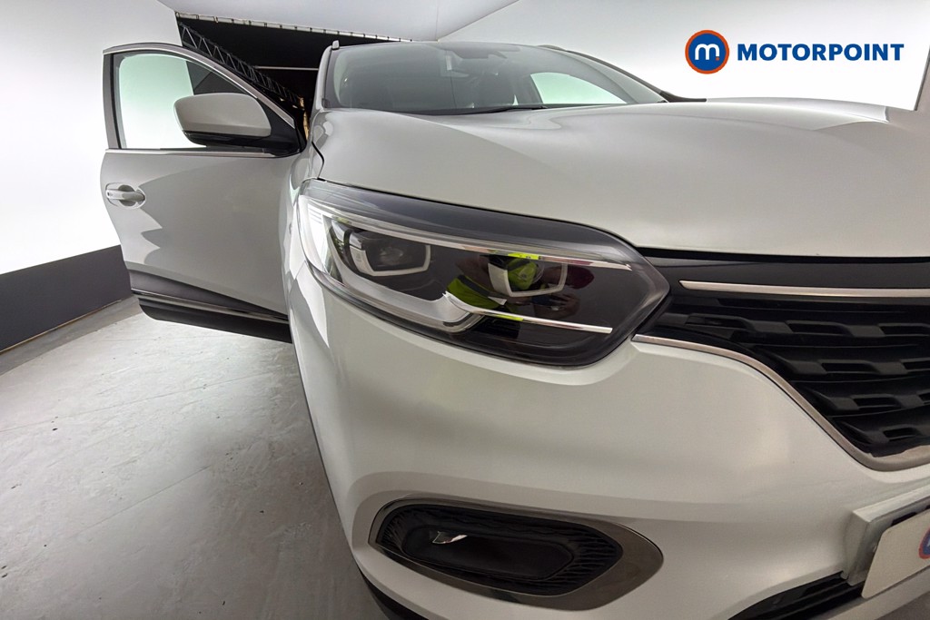 Renault Kadjar S Edition Manual Petrol SUV - Stock Number (1640619) - 44th supplementary image