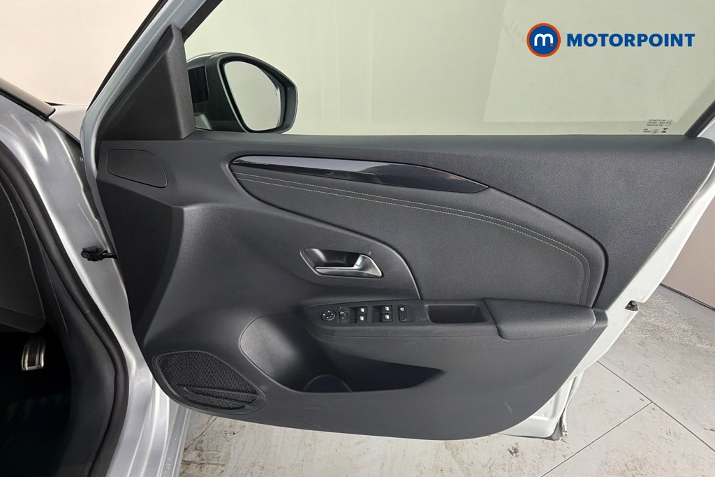 Vauxhall Corsa GS Manual Petrol Hatchback - Stock Number (1641466) - 19th supplementary image