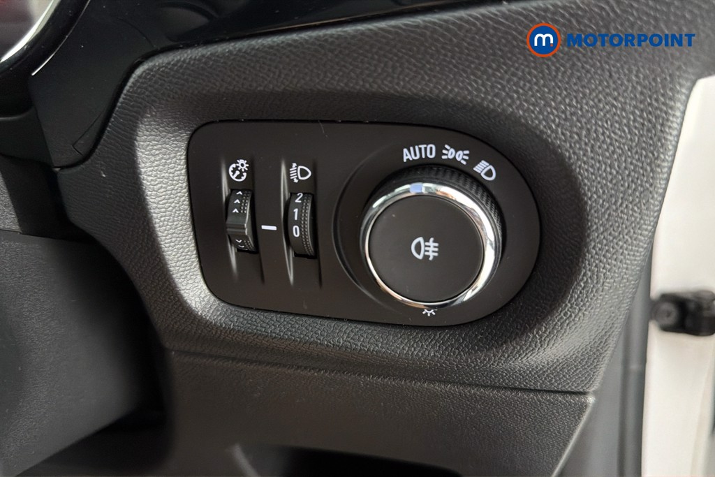 Vauxhall Corsa Design Manual Petrol Hatchback - Stock Number (1641548) - 18th supplementary image