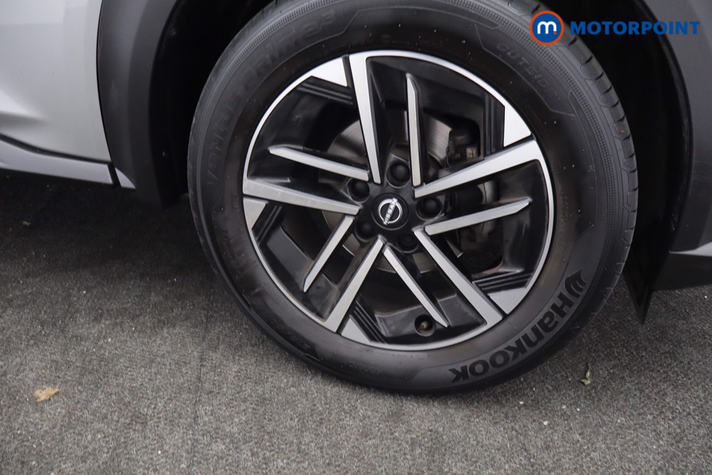 Nissan Juke N-Connecta Automatic Petrol SUV - Stock Number (1642374) - 23rd supplementary image