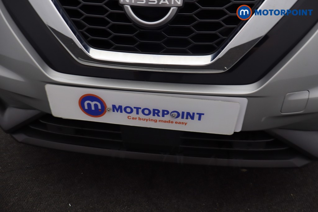Nissan Juke N-Connecta Automatic Petrol SUV - Stock Number (1642374) - 24th supplementary image