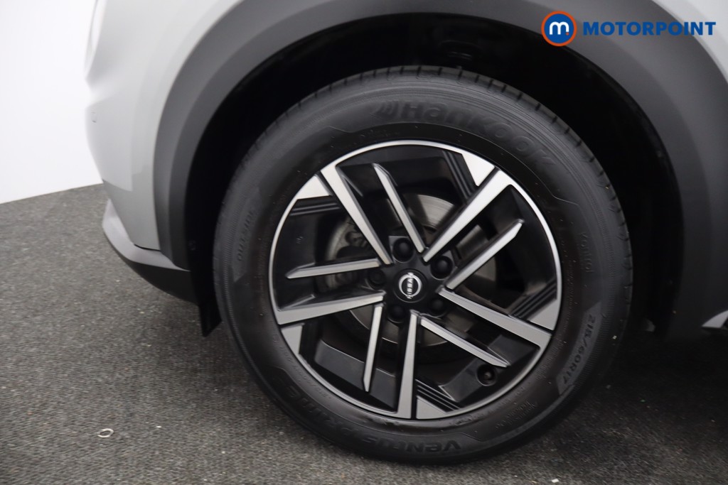Nissan Juke N-Connecta Automatic Petrol SUV - Stock Number (1642374) - 27th supplementary image