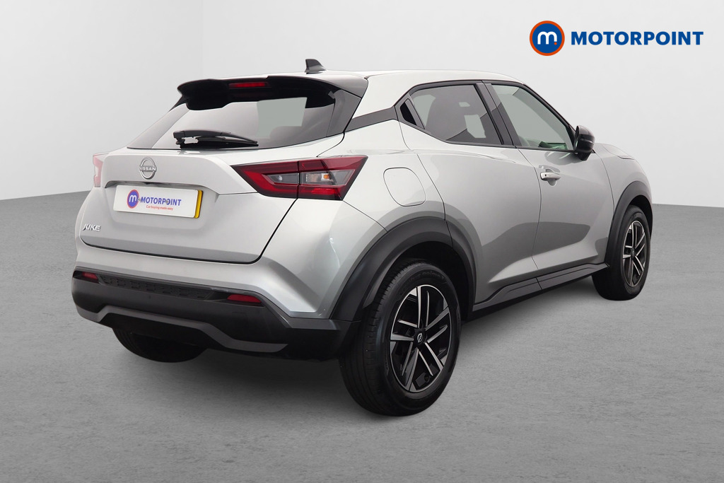 Nissan Juke N-Connecta Automatic Petrol SUV - Stock Number (1642374) - Drivers side rear corner