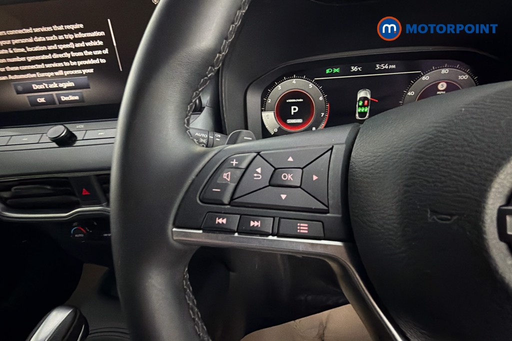Nissan Juke N-Connecta Automatic Petrol SUV - Stock Number (1642429) - 3rd supplementary image