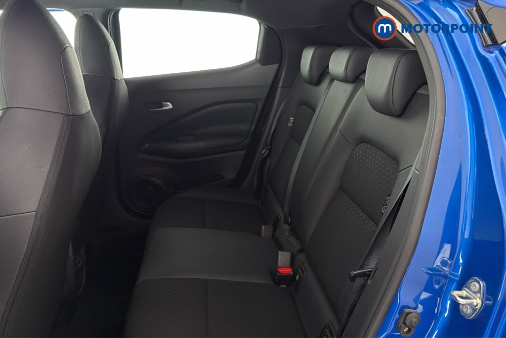 Nissan Juke N-Connecta Automatic Petrol SUV - Stock Number (1642429) - 28th supplementary image