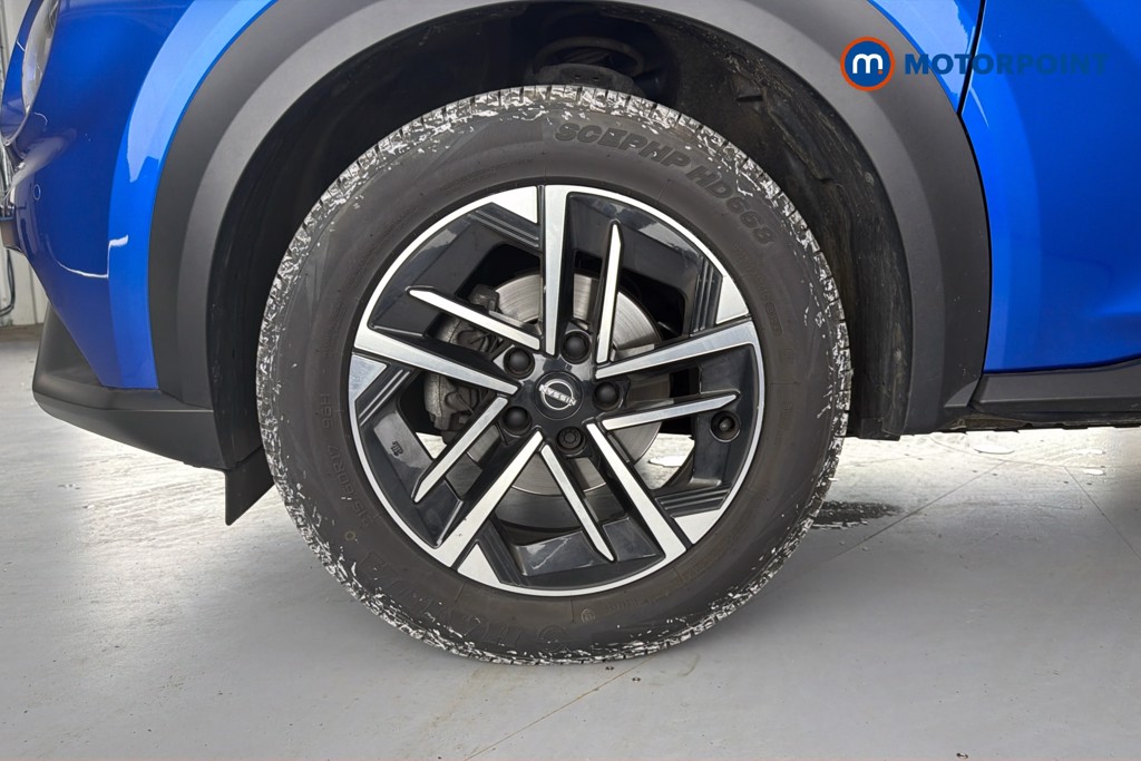 Nissan Juke N-Connecta Automatic Petrol SUV - Stock Number (1642429) - 47th supplementary image
