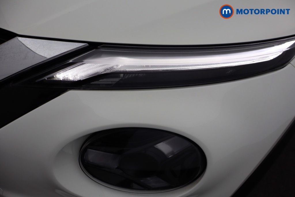 Nissan Juke N-Connecta Manual Petrol SUV - Stock Number (1642472) - 26th supplementary image