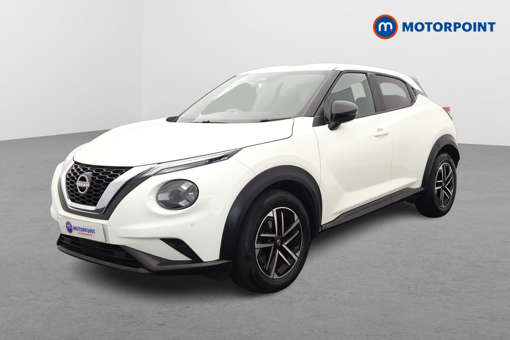 Nissan Juke N-Connecta Manual Petrol SUV - Stock Number (1642472) - Passenger side front corner