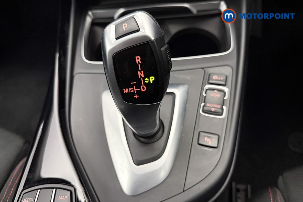 BMW 1 Series Sport Automatic Petrol Hatchback - Stock Number (1642595) - 7th supplementary image