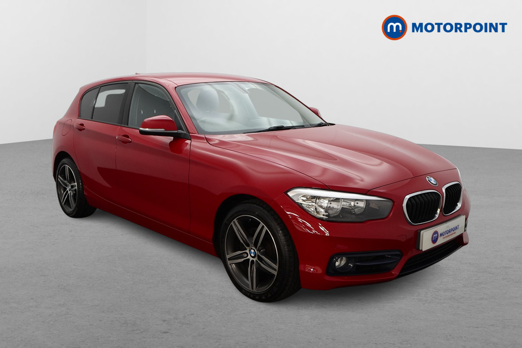 BMW 1 Series Sport Automatic Petrol Hatchback - Stock Number (1642595) - Drivers side front corner