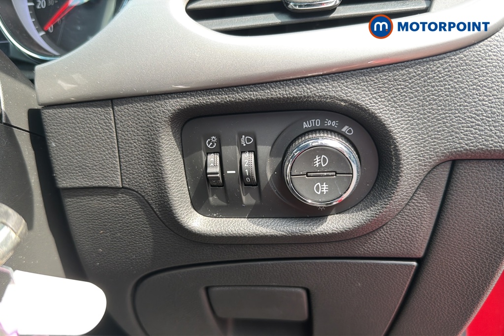 Vauxhall Astra SRI Manual Petrol Hatchback - Stock Number (1642885) - 11th supplementary image
