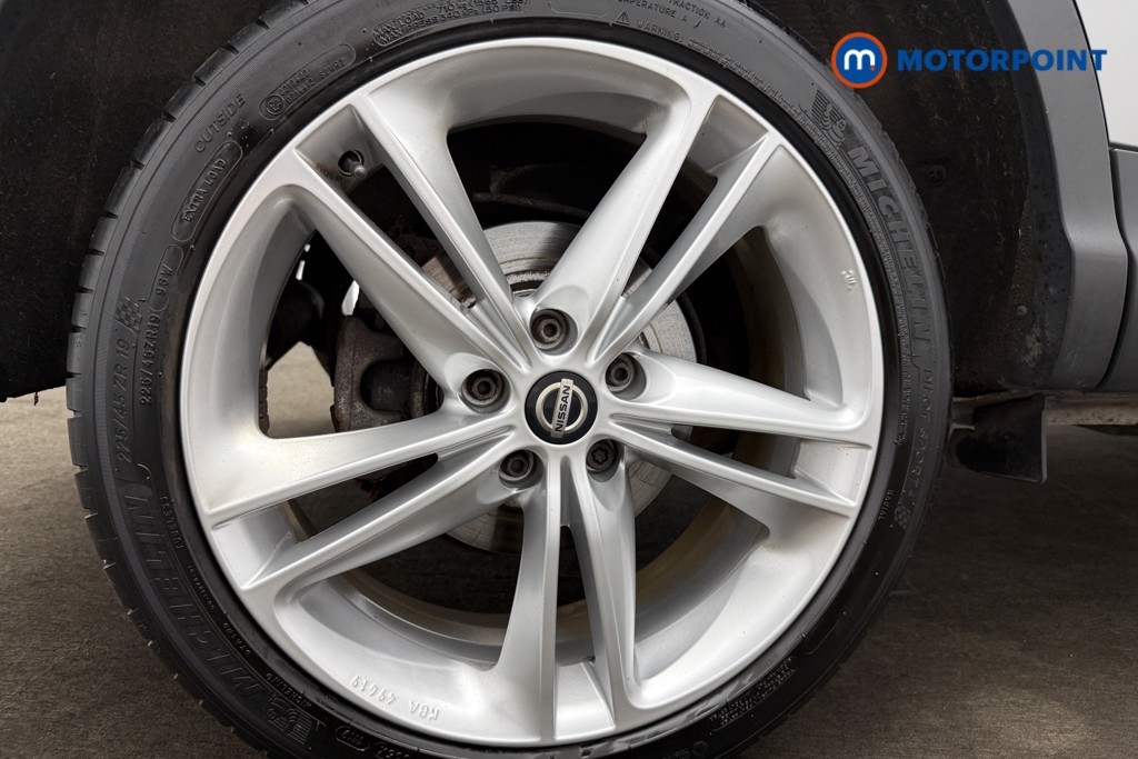 Nissan Qashqai N-Motion Manual Petrol SUV - Stock Number (1643524) - 10th supplementary image