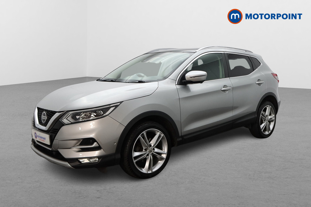 Nissan Qashqai N-Motion Manual Petrol SUV - Stock Number (1643524) - Passenger side front corner