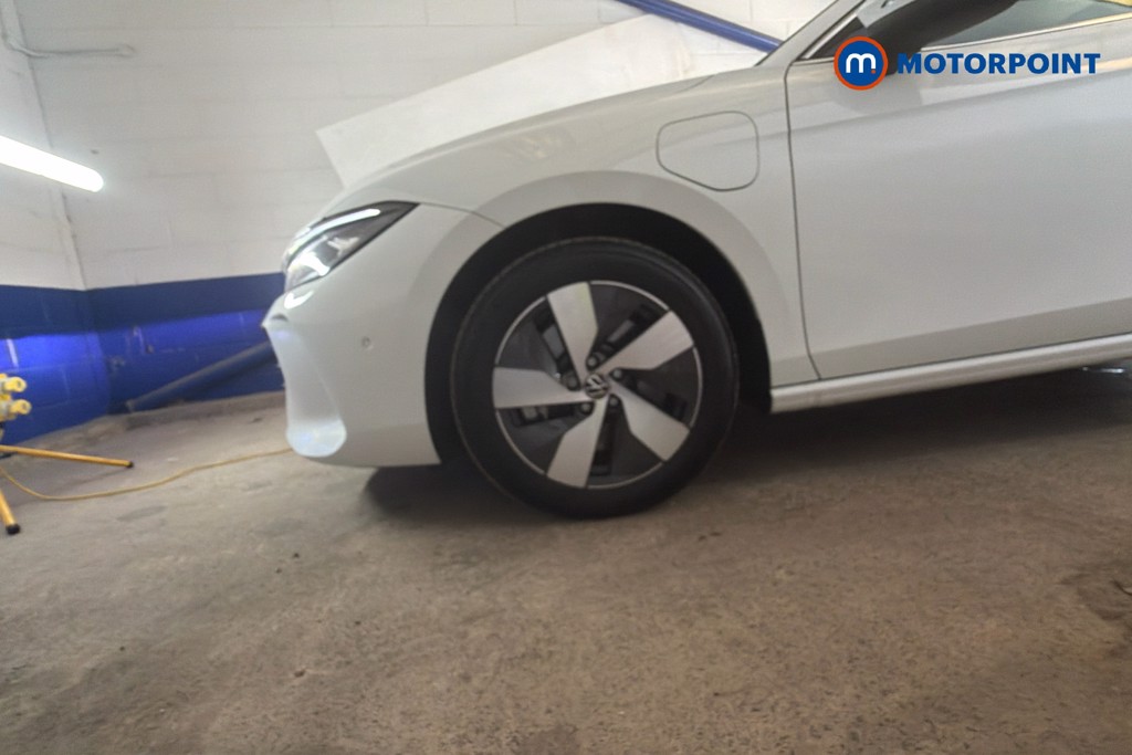 Volkswagen Passat Life Automatic Petrol Plug-In Hybrid Estate - Stock Number (1643787) - 47th supplementary image