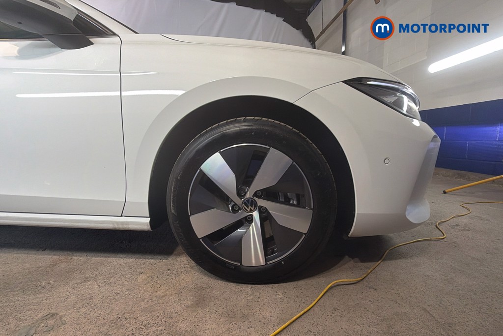 Volkswagen Passat Life Automatic Petrol Plug-In Hybrid Estate - Stock Number (1643787) - 50th supplementary image