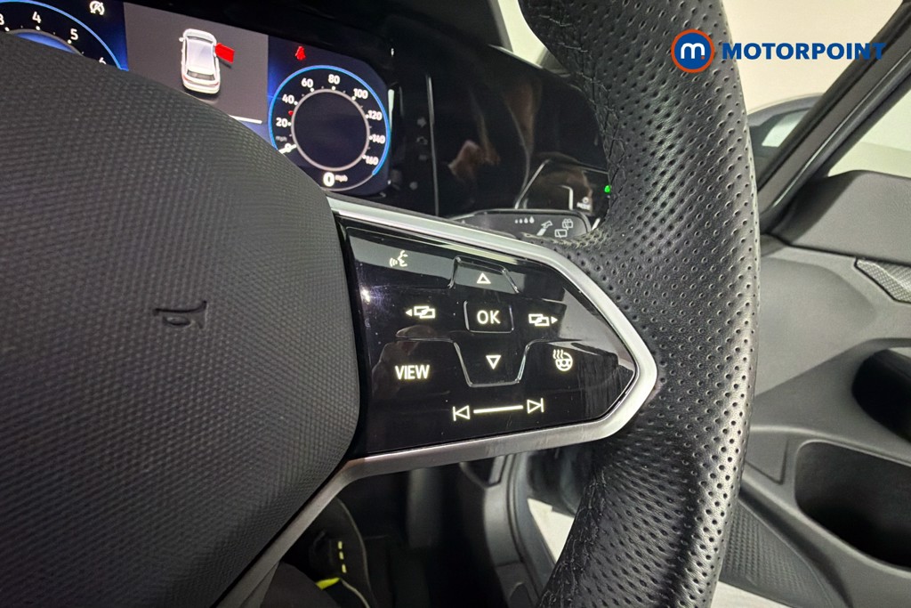 Volkswagen Golf R-Line Manual Petrol Hatchback - Stock Number (1643821) - 4th supplementary image