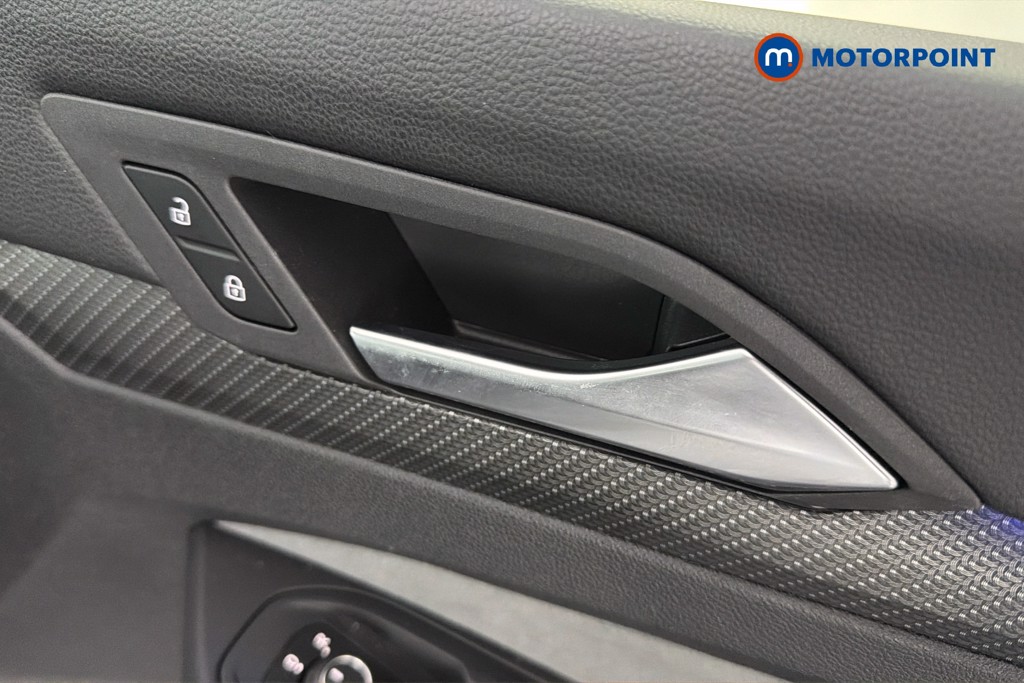 Volkswagen Golf R-Line Manual Petrol Hatchback - Stock Number (1643821) - 42nd supplementary image