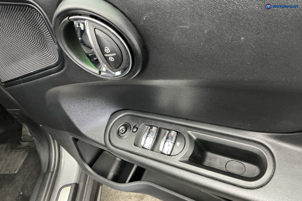 Mini Countryman Cooper Sport Automatic Petrol SUV - Stock Number (1644392) - 24th supplementary image