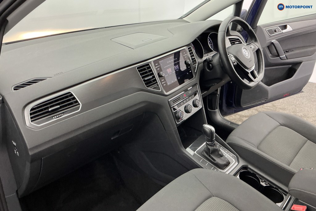Volkswagen Golf Sv Match Automatic Petrol Hatchback - Stock Number (1644393) - 9th supplementary image