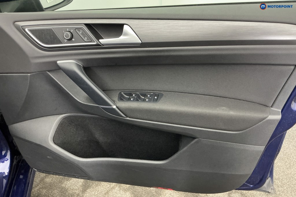 Volkswagen Golf Sv Match Automatic Petrol Hatchback - Stock Number (1644393) - 24th supplementary image