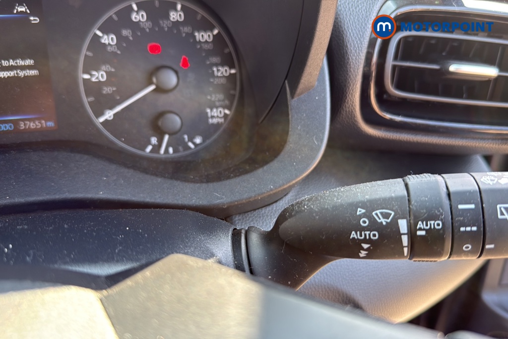 Toyota Yaris Icon Automatic Petrol-Electric Hybrid Hatchback - Stock Number (1644484) - 6th supplementary image