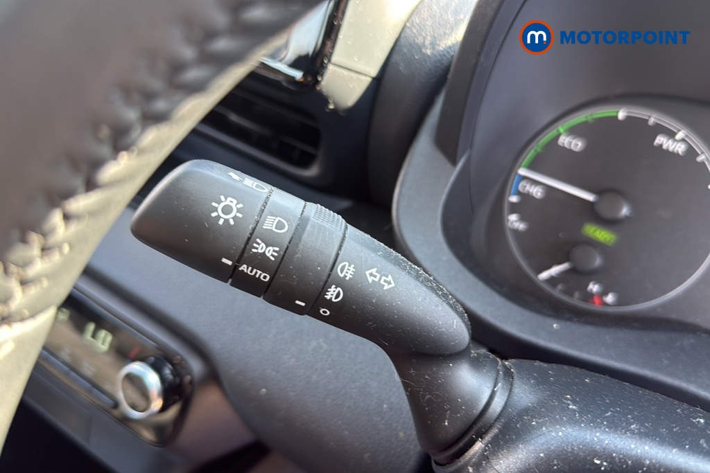 Toyota Yaris Icon Automatic Petrol-Electric Hybrid Hatchback - Stock Number (1644484) - 11th supplementary image