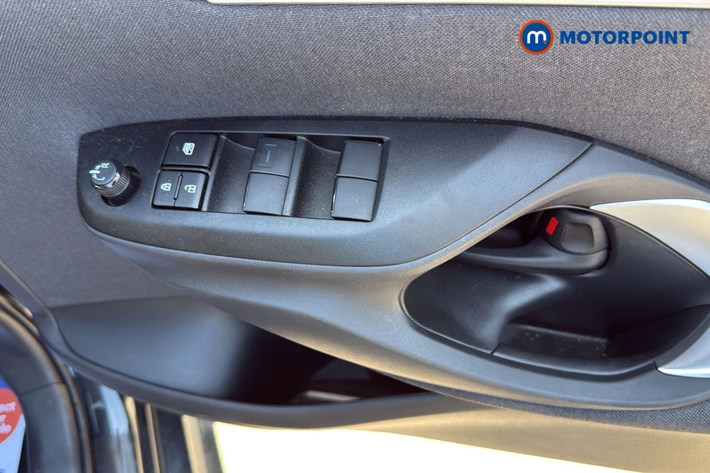 Toyota Yaris Icon Automatic Petrol-Electric Hybrid Hatchback - Stock Number (1644484) - 19th supplementary image