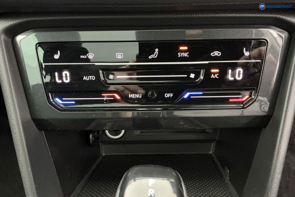 Volkswagen Tiguan Elegance Automatic Petrol SUV - Stock Number (1644750) - 17th supplementary image