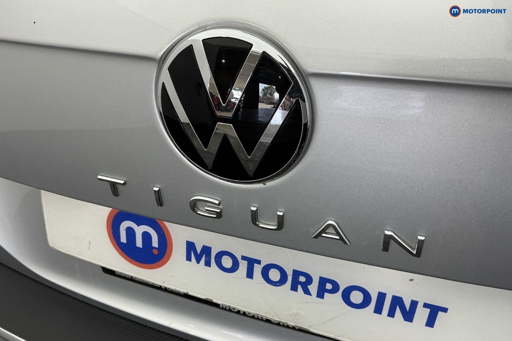 Volkswagen Tiguan Elegance Automatic Petrol SUV - Stock Number (1644750) - 30th supplementary image