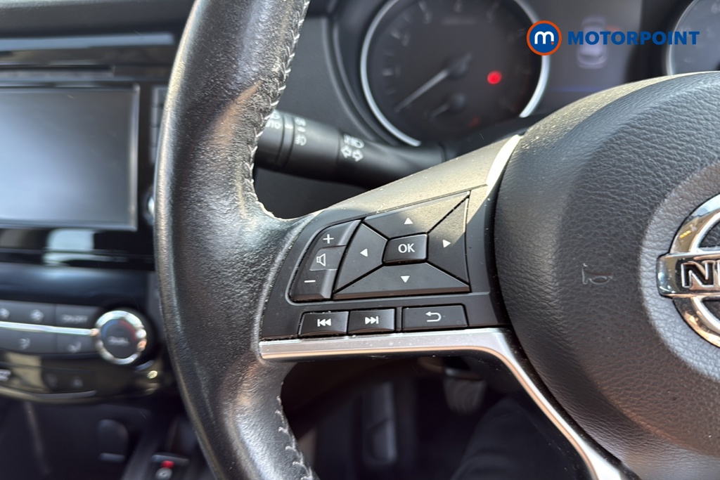 Nissan Qashqai Acenta Premium Manual Petrol SUV - Stock Number (1644751) - 4th supplementary image