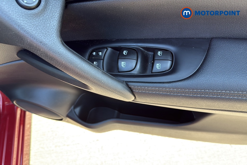 Nissan Qashqai Acenta Premium Manual Petrol SUV - Stock Number (1644751) - 19th supplementary image