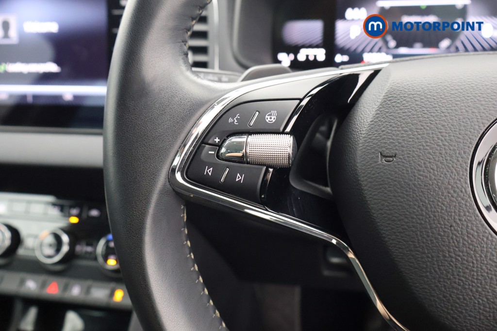 Skoda Karoq Se L Automatic Petrol SUV - Stock Number (1645540) - 2nd supplementary image