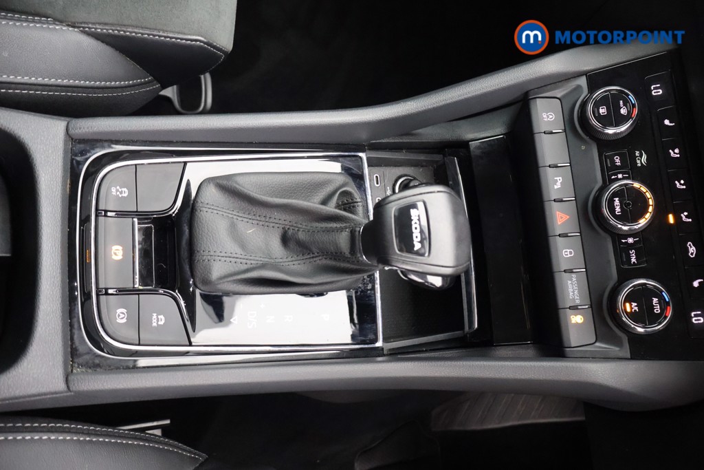 Skoda Karoq Se L Automatic Petrol SUV - Stock Number (1645540) - 8th supplementary image